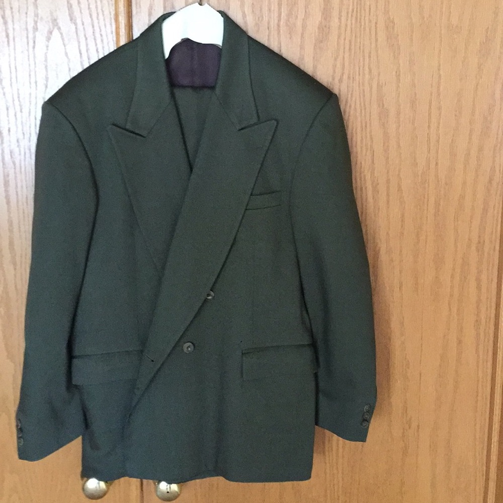 Suit 40 R. Pants size 36